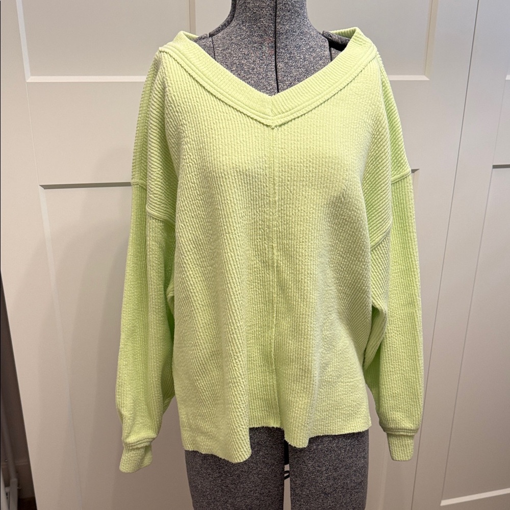 Aerie Light Green V-Neck Sweater